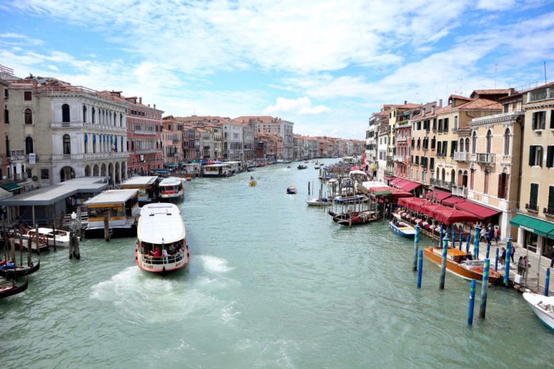 venice grand canal, italy travel guide