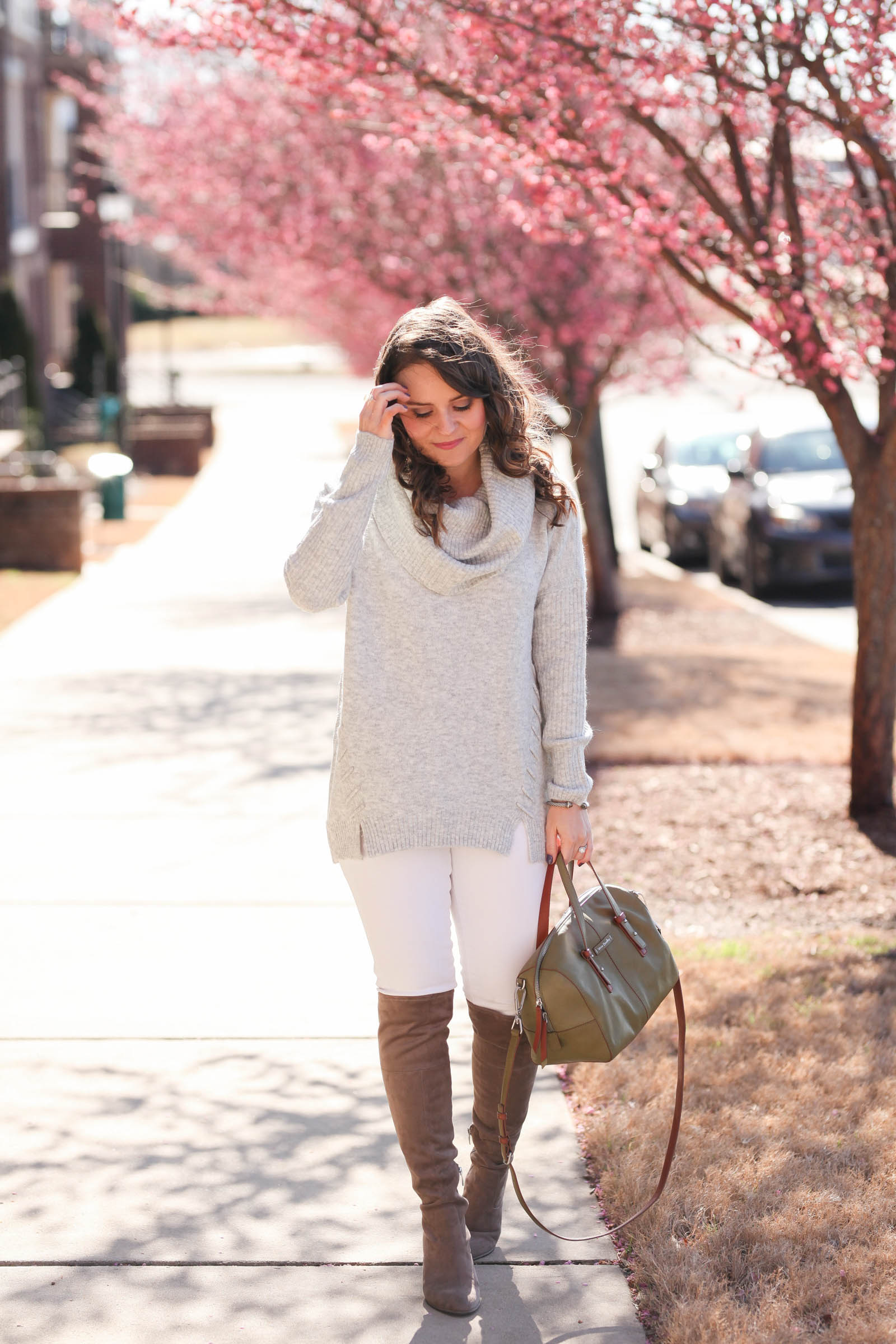 Winter white tunic sweater hotsell