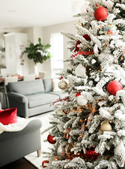 Our Holiday Decor + 2018 Christmas Card