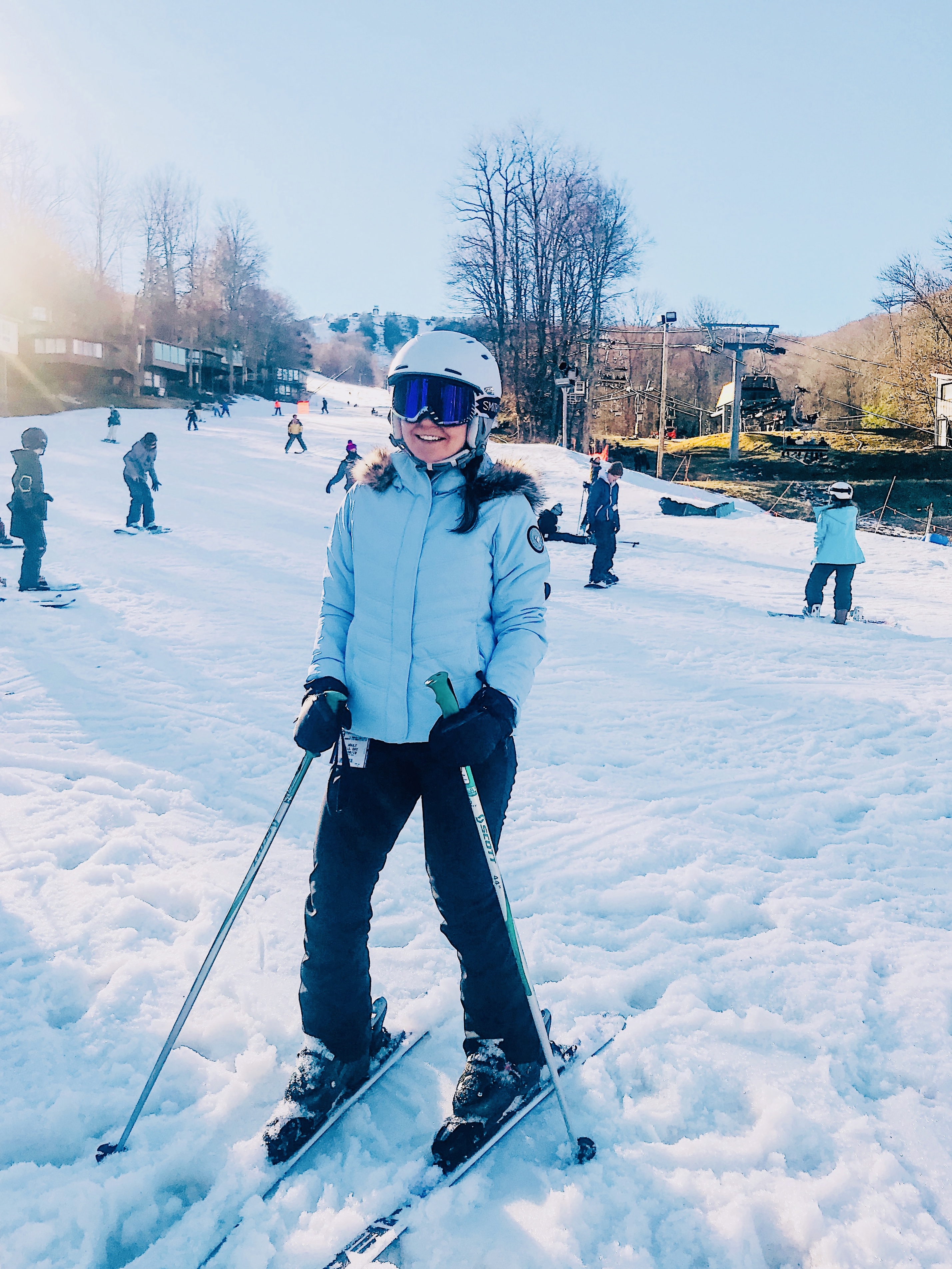 what to wear skiing