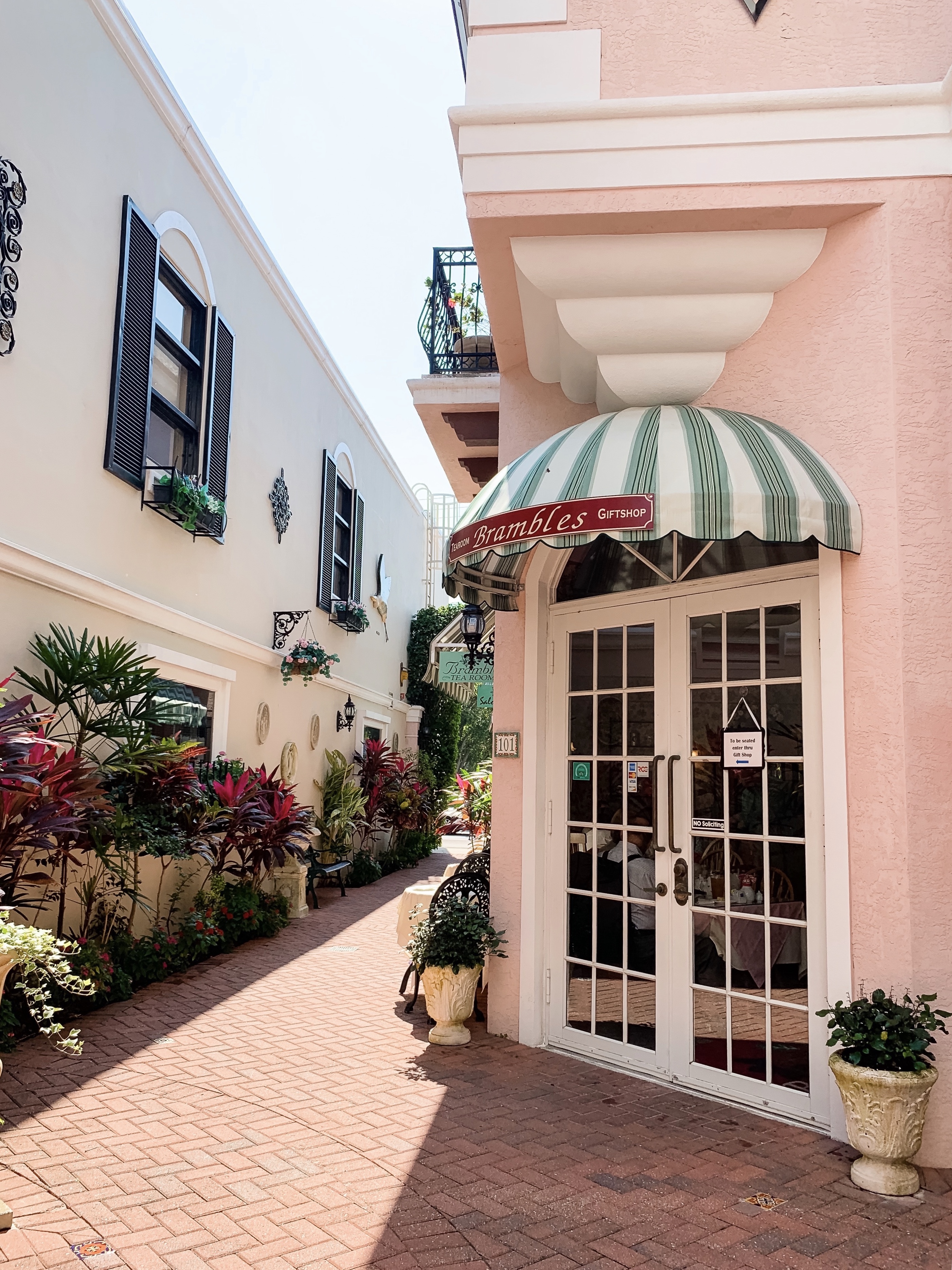 brambles tea room Naples